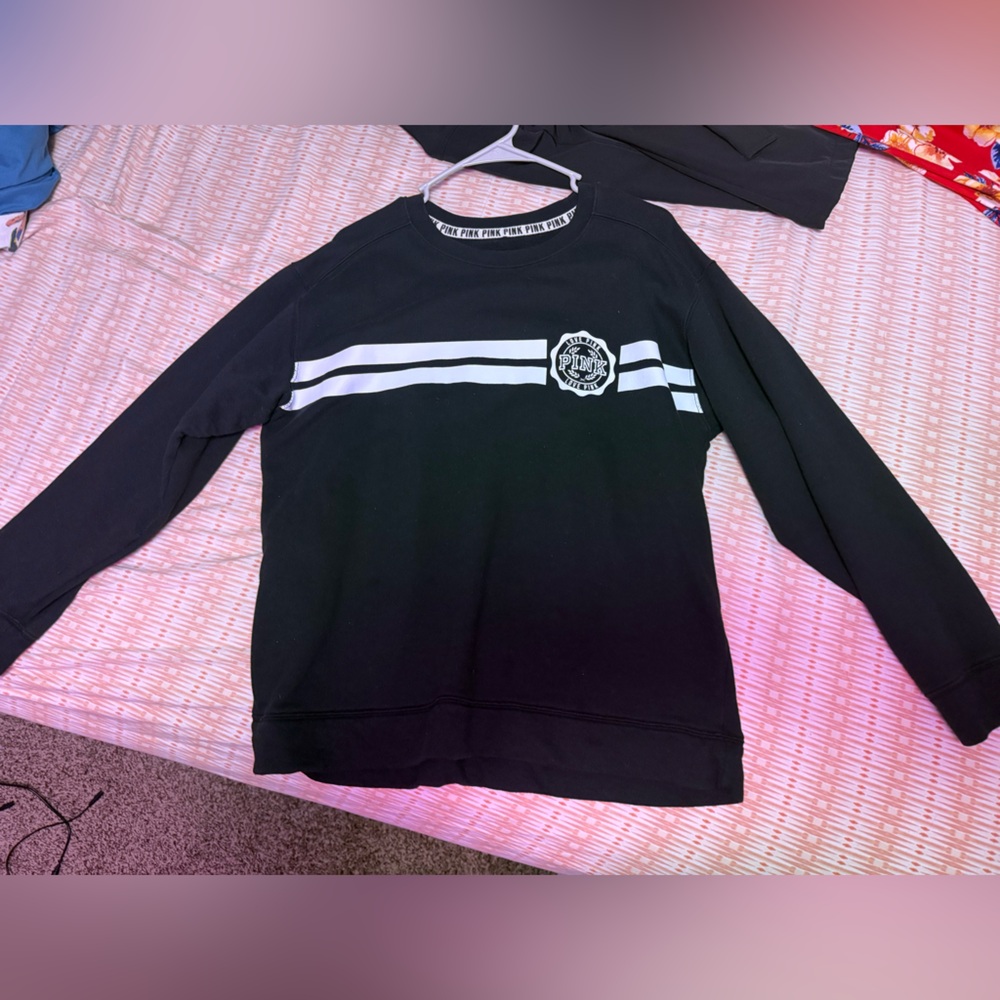 Crew neck